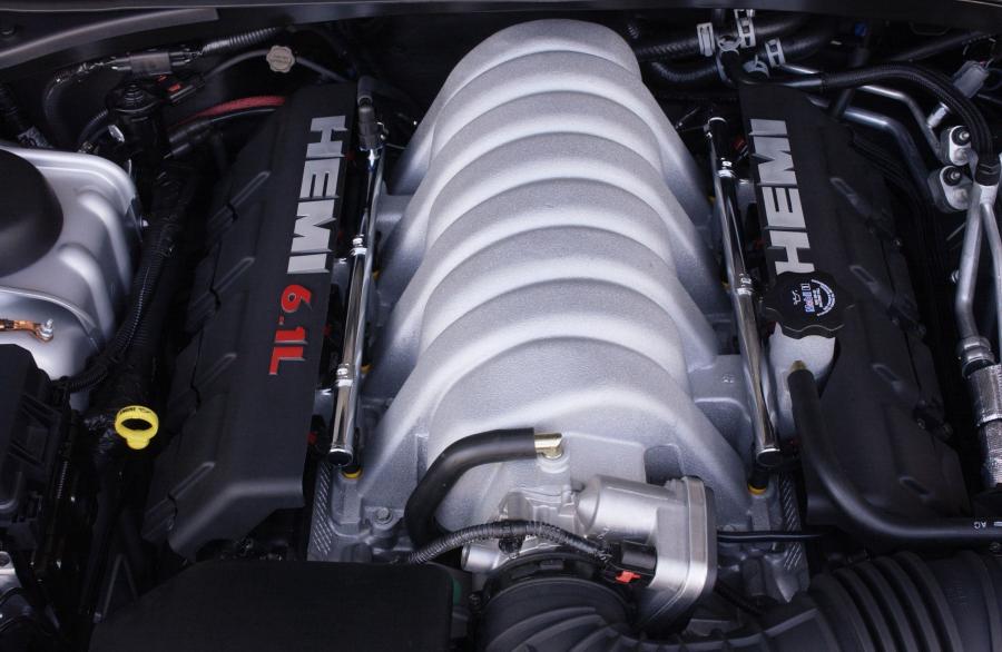  Dodge Charger SRT8 2006 года  (фото 4 из 14)